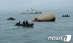 [세월호 참사] 2주째 접어든 수색작업