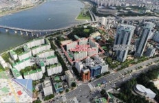 강남 홍실 재건축 계획안, 서울시 심의 턱걸이 통과