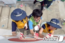 골목이 환해졌어요