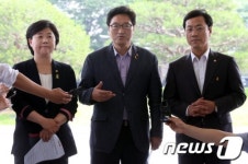 새정치연합 친환경유통센터 압수수색, 선거 영향 우려