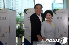 박준영 전남도지사, 무안서 투표