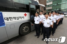 충성! 헌혈하러 왔습니다!