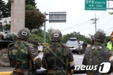 명파초등학교 부근서 총기난사 탈영병과 교전