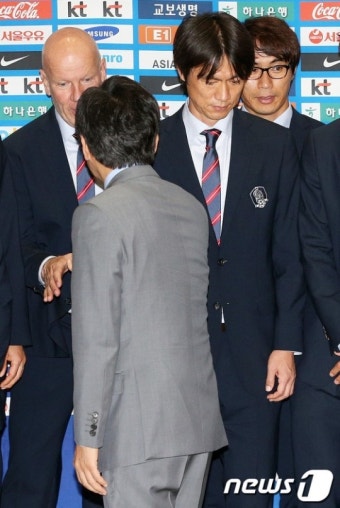 [월드컵] 정몽규 축구협회장과 홍명보 감독