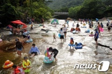 무릉계곡서 신선놀음