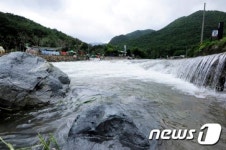 경북도 청도군 운문천 야영객 고립