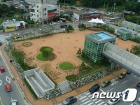 구미복합역사 후면광장 완공…문화휴식공간으로 재탄생