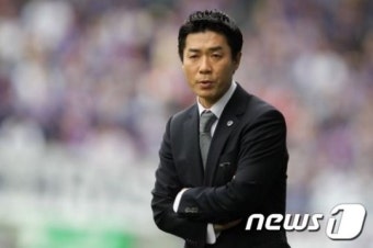 [해외축구]'J리그 선두' 윤정환 사간 도스 감독 전격 경질
