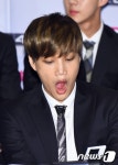 하품하는 엑소 카이, 잠을 설쳐서,,,,