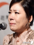 '눈물' 김연자, '힘든 시간은 이제 잊고...'