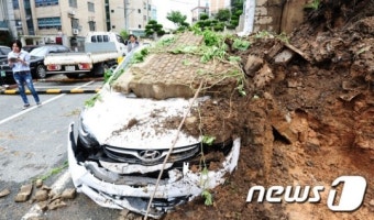전국 집중호우로 부상 2명·이재민 44명…울산 등 산사태경보