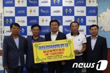 [단신] 진도 5개면 봉사단체協, 장학금 기탁