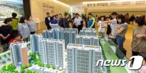 북적이는 e편한세상 구미교리 모델하우스