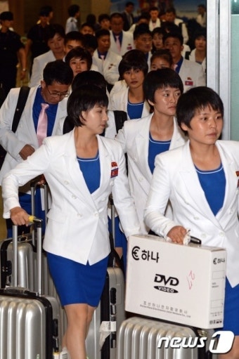AG 북한선수단 4진, 인천공항 도착