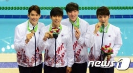 남자 혼계영 400m 동메달