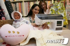 미싱으로 아기 옷 직접 만들어요