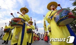 도심에 울려퍼지는 우리소리