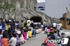 부안 누에타운 개관 4년…누적 이용객 10만명 넘어서