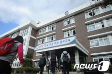 강릉 율곡중학교 9시 등교 도내 첫 시행