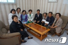 양평병원 원우회, 취약계층 위한 바자회 수익금 기부