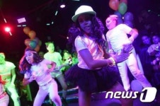 [사진]뉴욕의 어린이 나이트클럽