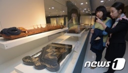 동서양의 현악기가 한자리에