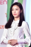 걸스데이 소진, 리더의 수줍은 미소