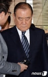 고개 숙인 새누리 송광호 의원