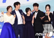 김이안, 미녀 셋 말고, 귀염둥이는 틴탑 창조~
