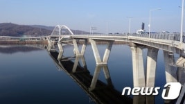 한강의 31번째 다리 구리암사대교 개통
