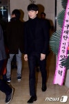 윤한, 저도 축하하러 왔어요~