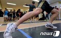 체대입시 준비에 바쁜 학생들