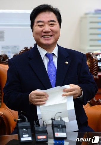 이석현 