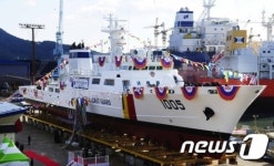 최신예 경비함인 1005함 한강5호진수식