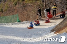 천연 눈썰매장 달려볼까