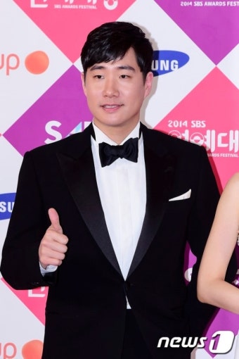 배성재 아나운서, 'SBS 따봉~'
