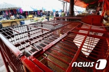 지금 모란시장은...