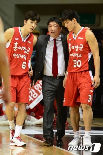 이동남 감독 대행 '조금만 더 힘내!'