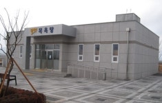 농촌 마을회관, 급식소·목욕탕으로 리모델링 해줍니다