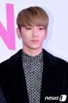 키미소파운데이션 | 샤이니 키, '수줍은 미소~'