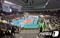 시민들로 가득 찬 장충체육관