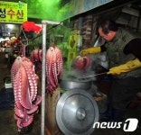 몸 단장하는 참문어