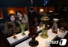 보헤미안 유리 빛의 유혹