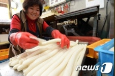 설 앞둔 떡집 바쁘다 바빠