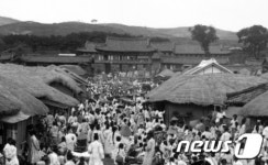 울산 중구 문화의 거리 부활의 나래..홀로서기 숙제