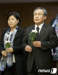 박영옥 여사 빈소 찾은 우윤근-서영교
