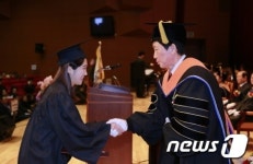 군산대, 2014학년도 전기학위 수여식…1497명 배출