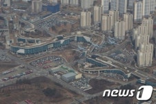 3.1절 맞아 세종특별자치시 상공 비행하는 FA-50 편대