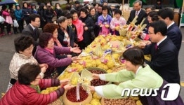 정월대보름 부럼 깨물고 건강 챙기세요