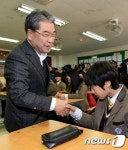 학교수업 참여하는 이재정 교육감